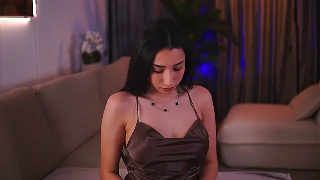 GinaValentinna online show from 13, 3, 2025