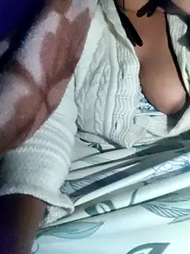 Snapshot of lovelyruhi chatting on 14, 12, 2024 lovelyruhi online show from 14, 12, 2024