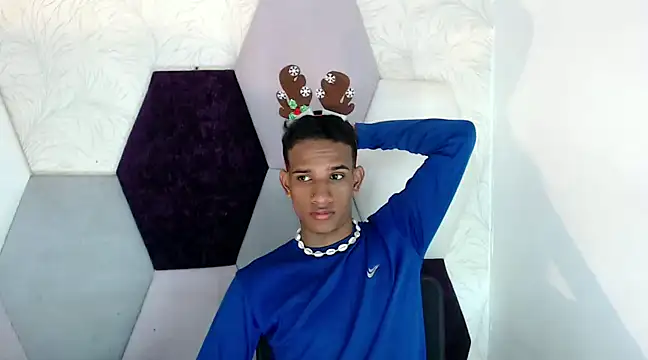 AbrahanBratz online show from 13, 12, 2024