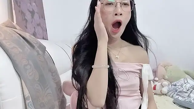 Lili-2 online show from 29, 5, 2026