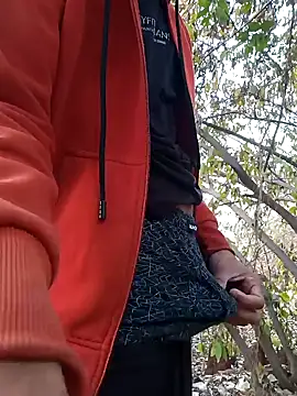 Snapshot of Piyush_2024 chatting on 6, 2, 2025 Piyush 2024 online show from 6, 2, 2025