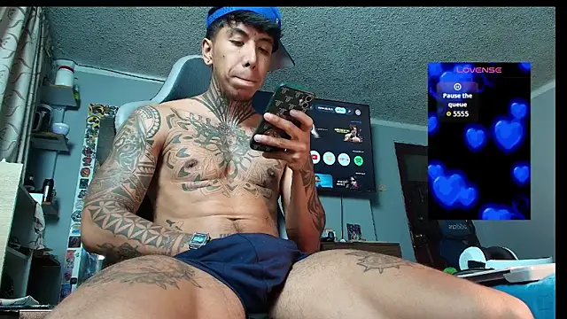 Nickhot0609 online show from 24, 2, 2026