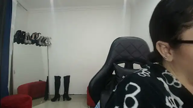 Madame Shein  online show from 14, 2, 2025