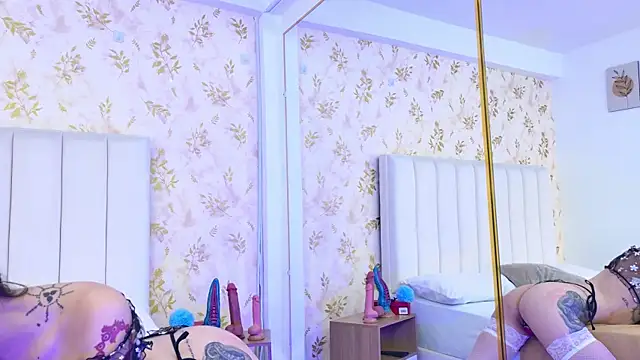 Derieri D online show from 10, 9, 2025