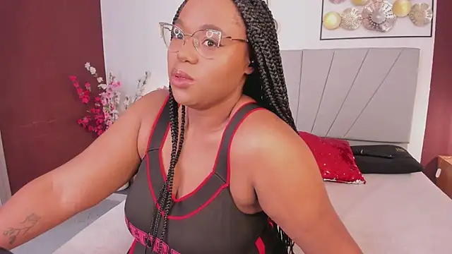 Snapshot of Makena_gh chatting on 26, 6, 2026 Makena gh online show from 26, 6, 2026