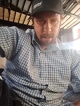 Snapshot of axelongshaft69 chatting on 6, 3, 2025 axelongshaft69 online show from 6, 3, 2025