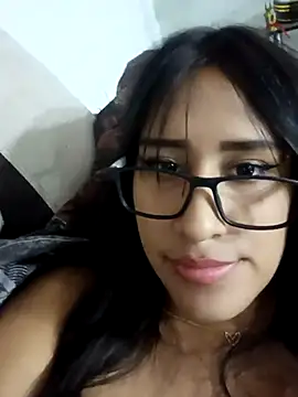 Snapshot of AleFantasy0001 chatting on 1, 3, 2025 AleFantasy0001 online show from 1, 3, 2025