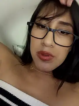 Snapshot of AleFantasy0001 chatting on 3, 3, 2025 AleFantasy0001 online show from 3, 3, 2025