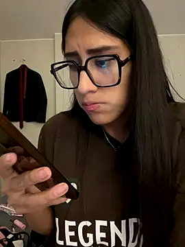 Snapshot of AleFantasy0001 chatting on 2, 10, 2025 AleFantasy0001 online show from 2, 10, 2025