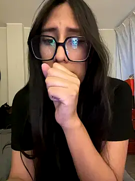 Snapshot of AleFantasy0001 chatting on 11, 10, 2025 AleFantasy0001 online show from 11, 10, 2025