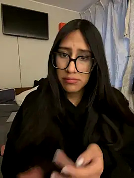 Snapshot of AleFantasy0001 chatting on 29, 10, 2025 AleFantasy0001 online show from 29, 10, 2025