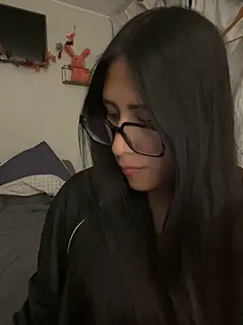 Snapshot of AleFantasy0001 chatting on 4, 11, 2025 AleFantasy0001 online show from 4, 11, 2025