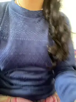 Snapshot of Lina-lolo chatting on 8, 12, 2024 Lina-lolo online show from 8, 12, 2024