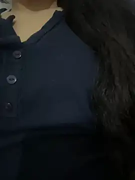 Snapshot of Lina-lolo chatting on 27, 12, 2024 Lina-lolo online show from 27, 12, 2024