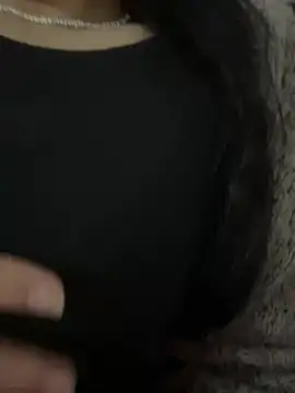 Snapshot of Lina-lolo chatting on 2, 2, 2025 Lina-lolo online show from 2, 2, 2025