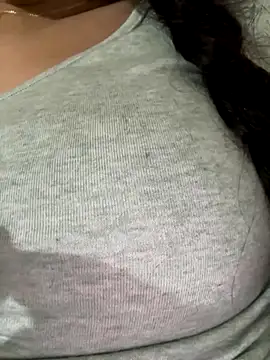 Snapshot of Lina-lolo chatting on 4, 10, 2025 Lina-lolo online show from 4, 10, 2025