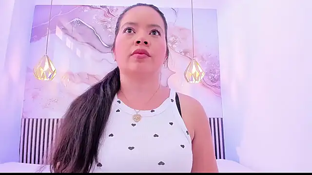 Snapshot of EvelynSweet1 chatting on 22, 9, 2025 EvelynSweet1 online show from 22, 9, 2025