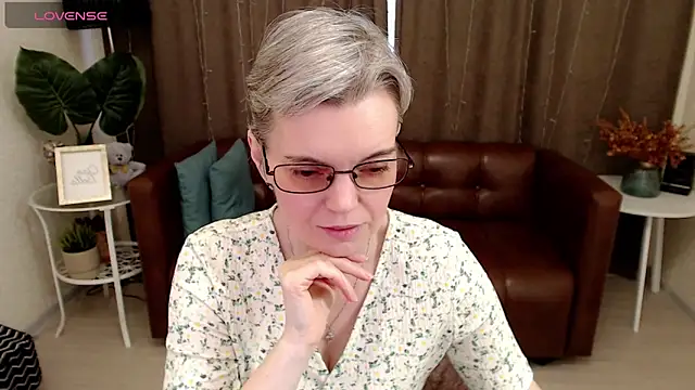 Cutie Erikaa1 online show from 23, 1, 2025