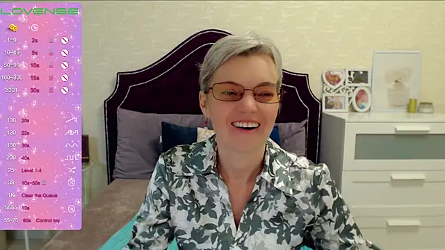 Cutie Erikaa1 online show from 10, 2, 2025