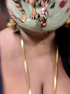 Snapshot of maniisha chatting on 19, 12, 2024 maniisha online show from 19, 12, 2024