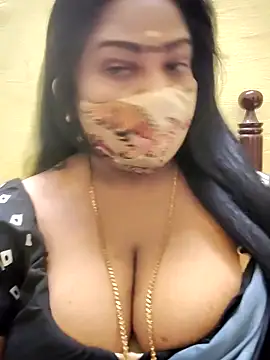 Snapshot of maniisha chatting on 8, 9, 2025 maniisha online show from 8, 9, 2025