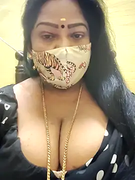 Snapshot of maniisha chatting on 13, 9, 2025 maniisha online show from 13, 9, 2025