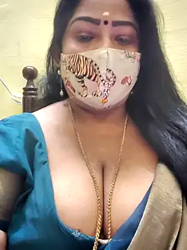 Snapshot of maniisha chatting on 1, 10, 2025 maniisha online show from 1, 10, 2025