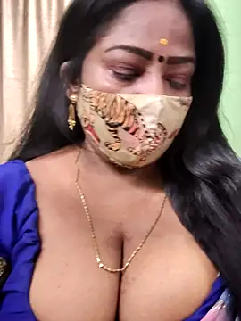 Snapshot of maniisha chatting on 19, 10, 2025 maniisha online show from 19, 10, 2025