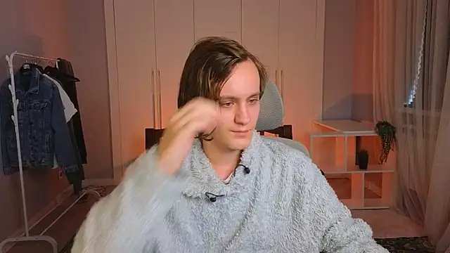 nikompell online show from 5, 3, 2025