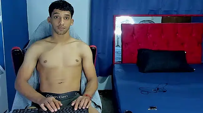 Snapshot of mike_shelby21 chatting on 28, 12, 2024 mike shelby21 online show from 28, 12, 2024