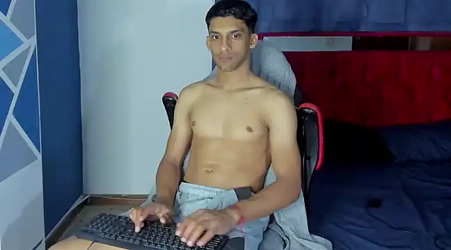 Snapshot of mike_shelby21 chatting on 28, 2, 2025 mike shelby21 online show from 28, 2, 2025