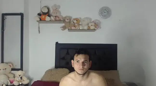 Latin Boy24 online show from 12, 3, 2025