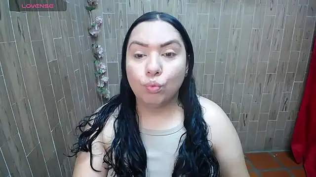 Snapshot of solyeria chatting on 19, 11, 2025 solyeria online show from 19, 11, 2025