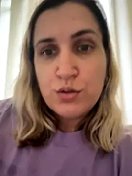 Snapshot of Bia_sexynovaes chatting on 18, 11, 2025 Bia sexynovaes online show from 18, 11, 2025