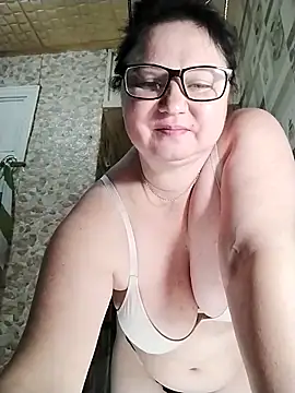 Holly-69 online show from 27, 11, 2025