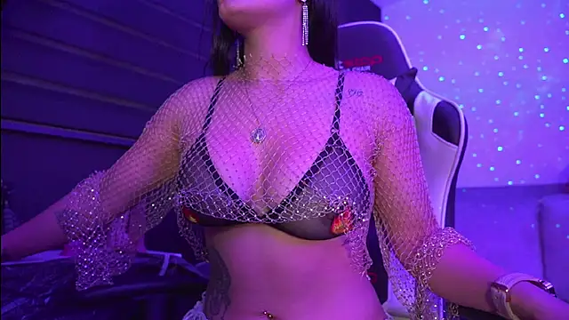 missycanoo online show from 19, 2, 2025