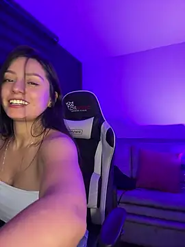 missycanoo online show from 19, 3, 2025