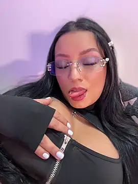 missycanoo online show from 17, 7, 2026