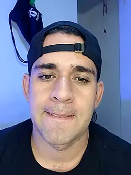 CRISTHIAN GREY01 online show from 14, 1, 2025