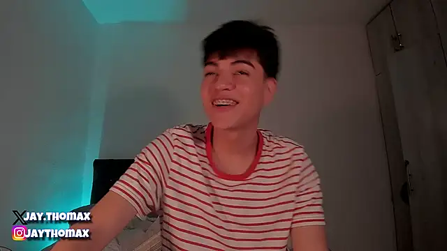 Snapshot of JaycoThomas chatting on 17, 12, 2024 JaycoThomas online show from 17, 12, 2024