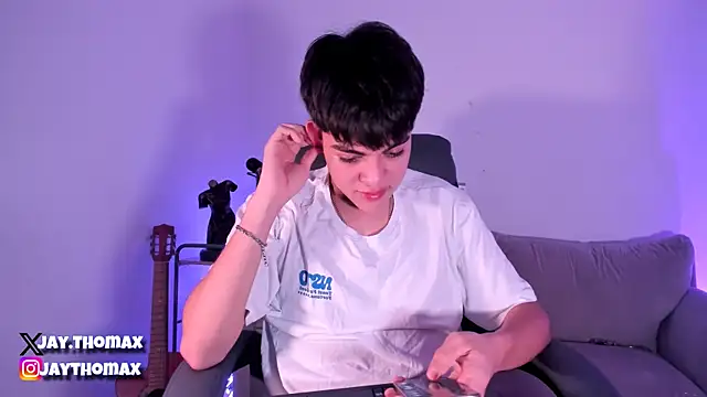 Snapshot of JaycoThomas chatting on 1, 2, 2025 JaycoThomas online show from 1, 2, 2025