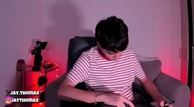 Snapshot of JaycoThomas chatting on 6, 2, 2025 JaycoThomas online show from 6, 2, 2025