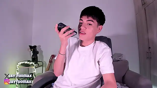 Snapshot of JaycoThomas chatting on 18, 2, 2025 JaycoThomas online show from 18, 2, 2025