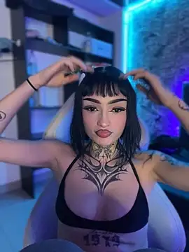 Annie LS online show from 22, 10, 2025