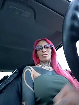 Snapshot of bambolinaofficial chatting on 13, 2, 2026 bambolinaofficial online show from 13, 2, 2026