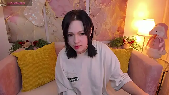 Snapshot of fiamoory chatting on 5, 1, 2025 fiamoory online show from 5, 1, 2025