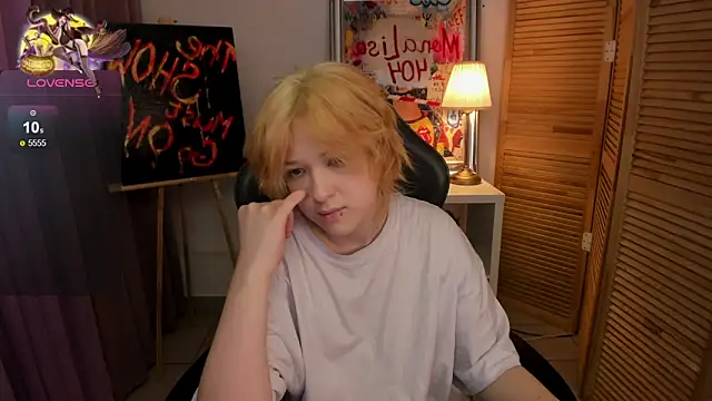 Snapshot of fiamoory chatting on 20, 1, 2025 fiamoory online show from 20, 1, 2025