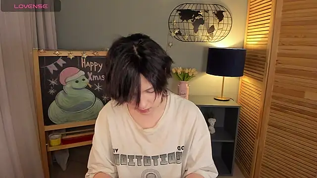 Snapshot of fiamoory chatting on 1, 2, 2025 fiamoory online show from 1, 2, 2025