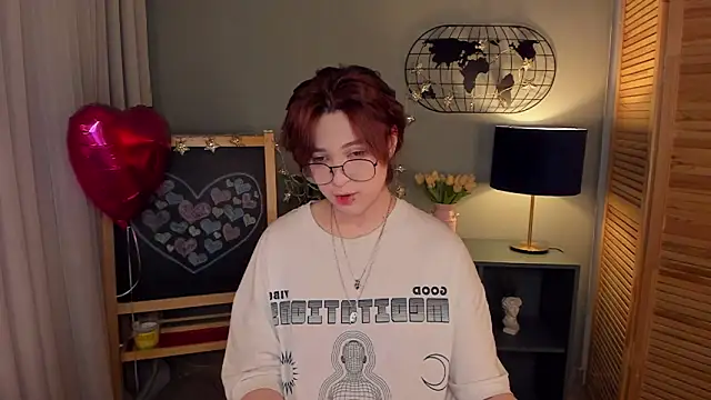 Snapshot of fiamoory chatting on 19, 2, 2025 fiamoory online show from 19, 2, 2025
