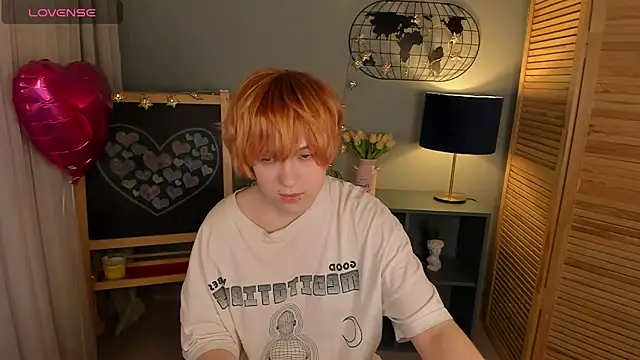 Snapshot of fiamoory chatting on 23, 2, 2025 fiamoory online show from 23, 2, 2025